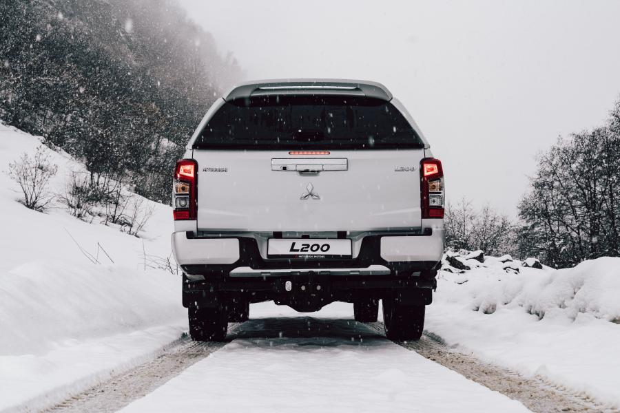  Mitsubishi L200 Double Cab 2019 года  (CIS) (фото 6 из 40)